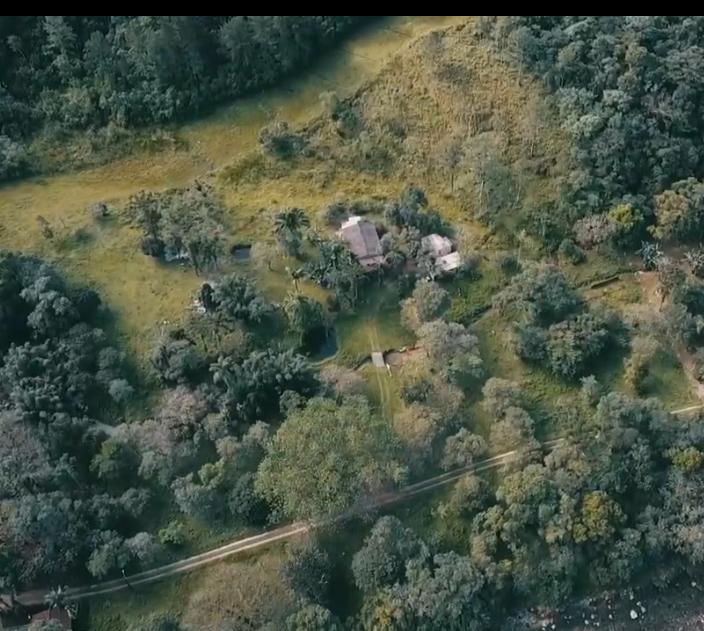 Vista aérea da propriedade